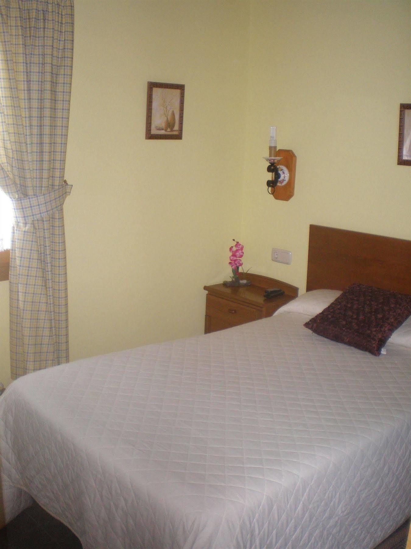 Pension Gure Ametsa Ирун Экстерьер фото